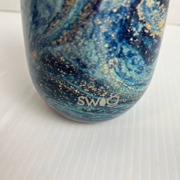 Swig insulated tumbler, wine, coffee, cocktails -starry night pattern - straw - Picture 3 of 6
